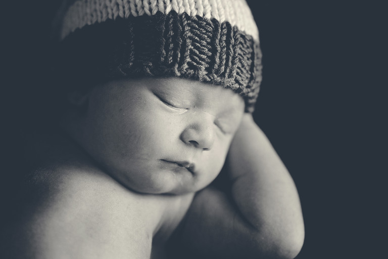 Newborn Pictures black and white sleeping