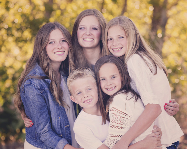 Utah Family Photos Five Siblings Bokeh