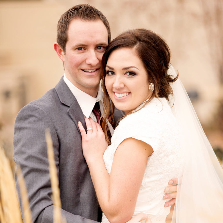 Bride and Groom at Payson Temple